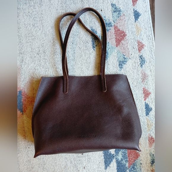Portland Leather Medium August Coldbrew Pebble Premium Tote - Picture 2 of 8